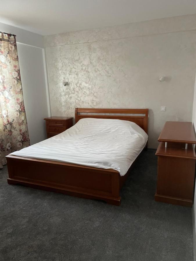 Eroilor Apartament Suceava Exterior photo