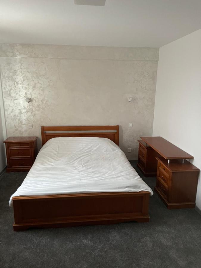 Eroilor Apartament Suceava Exterior photo